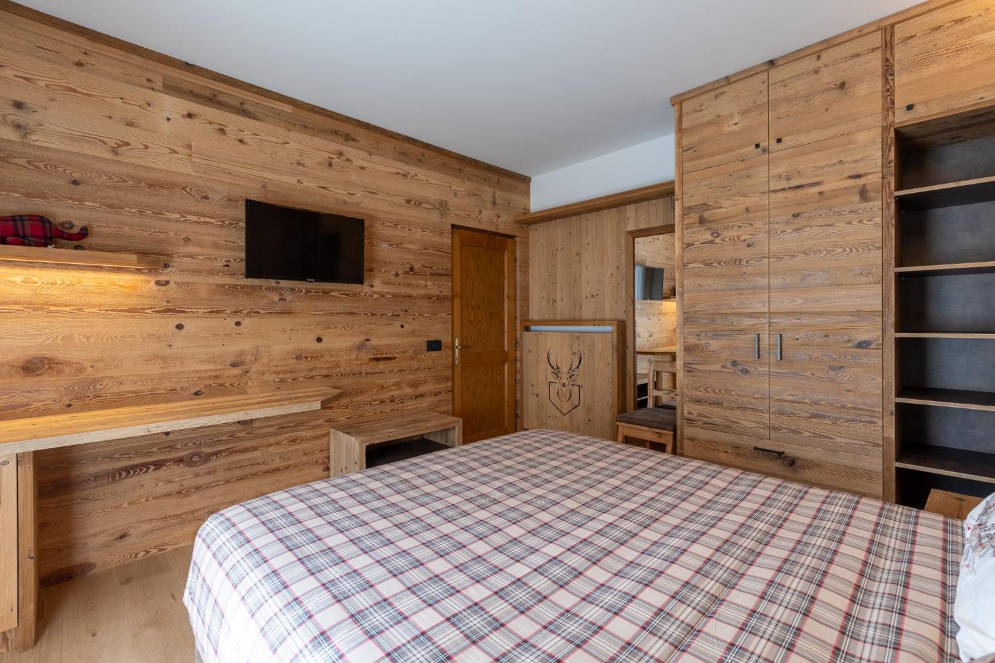 Bluebell Apartments Livigno Buitenkant foto